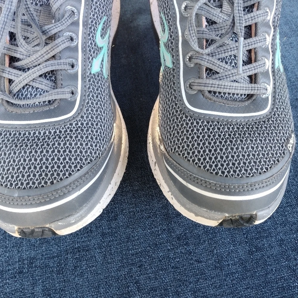 Gdefy Gravity Defyer Mighty Walk Women’s Shoes US Size 7.5 Gray/Salmon.